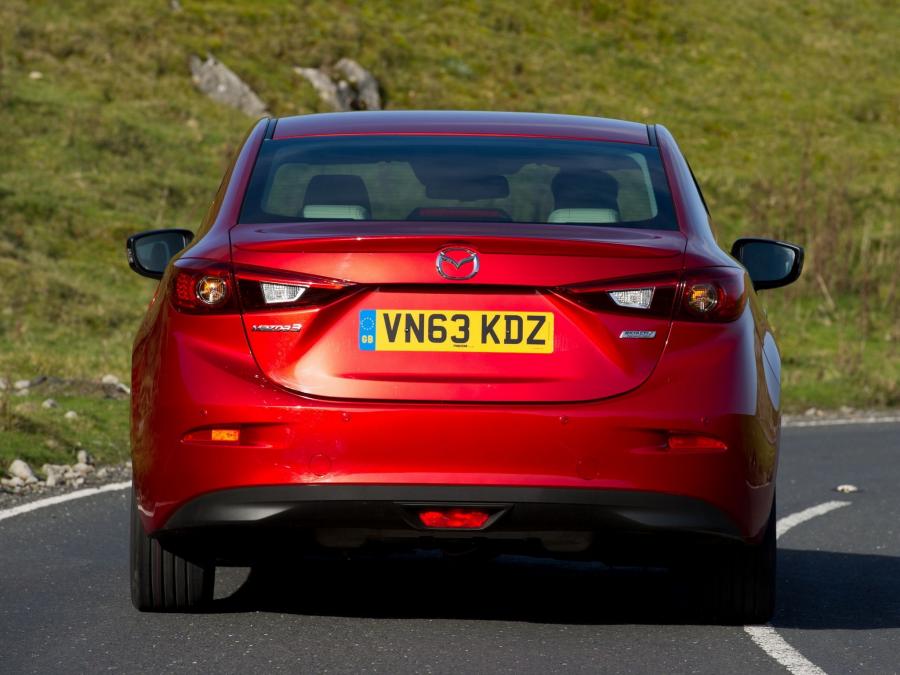  Mazda3 Sedan 2013 года  (UK) (фото 6 из 22)